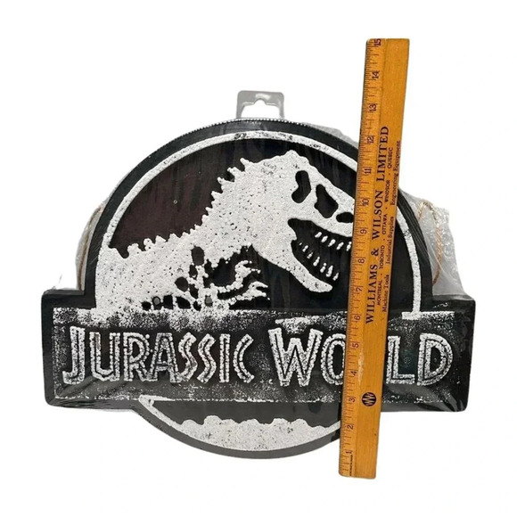 Jurassic World Wall Hanger Decor 15 x 12 inch Rope Hanger Bedroom Party Deco New - Picture 4 of 6